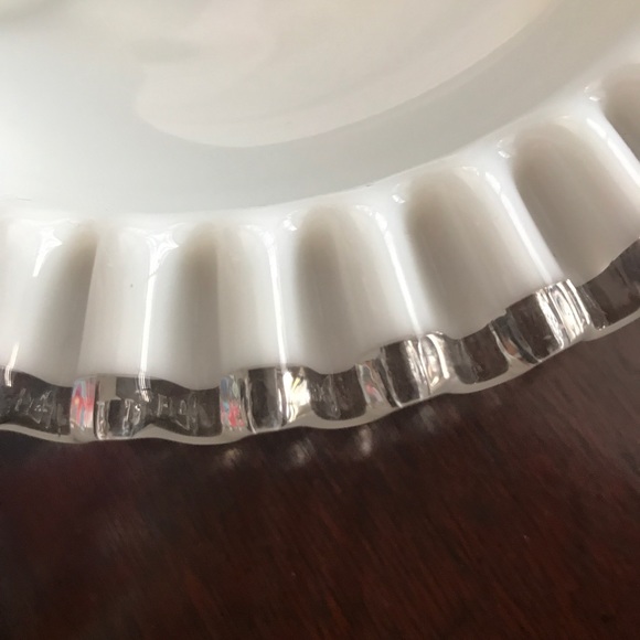 Exquisite Fenton Milk Glass Divided Bowl with Handle & Silvercrest Ruffle Rim - Picture 6 of 13